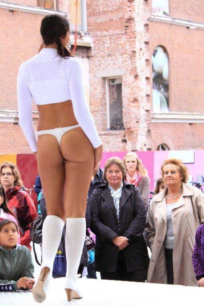 Фото с забавными девушками