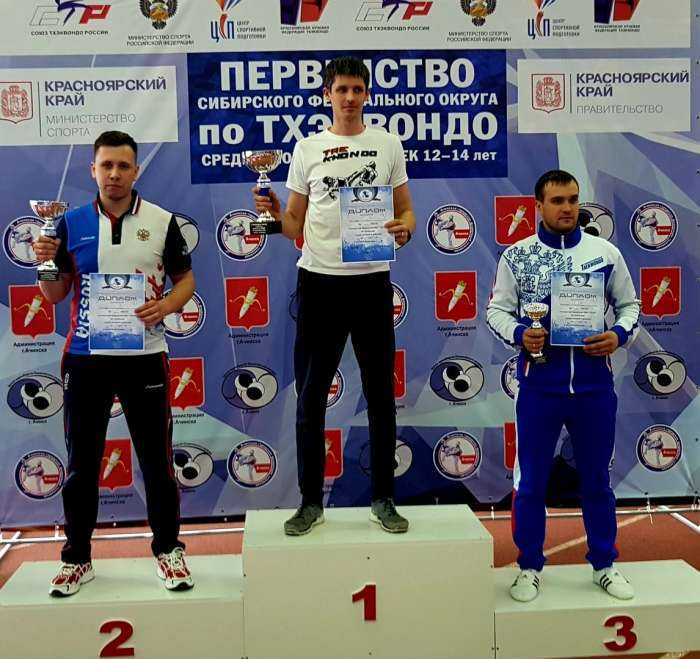 Саша Пивоварова на фото