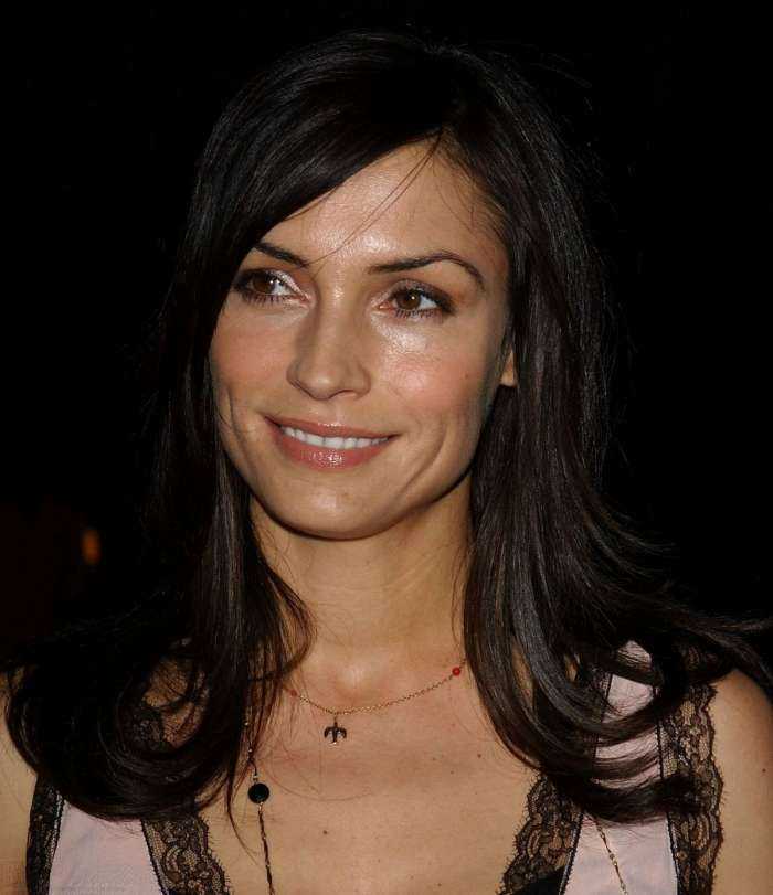 Фамке Янссен на фото