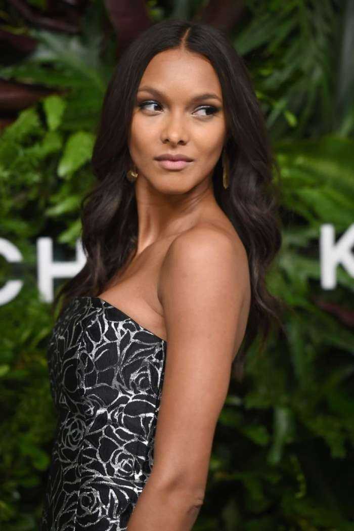 Лаис Рибейро на фото