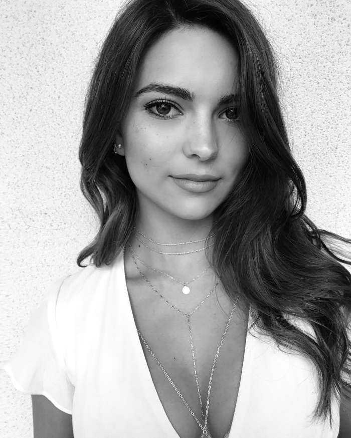 Девушки с естественной красотой на фото