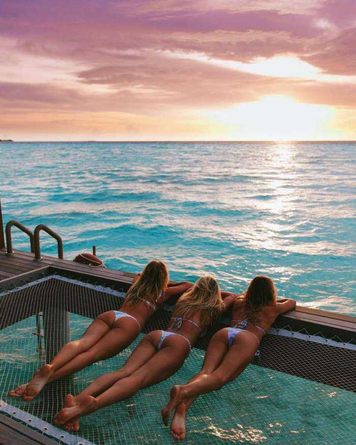 Фото с забавными девушками