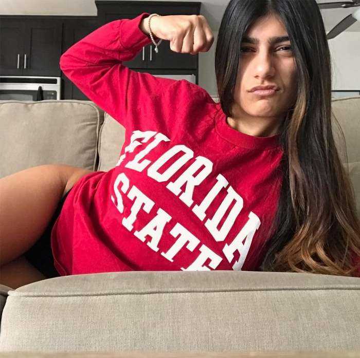 Миа Халифа на фото