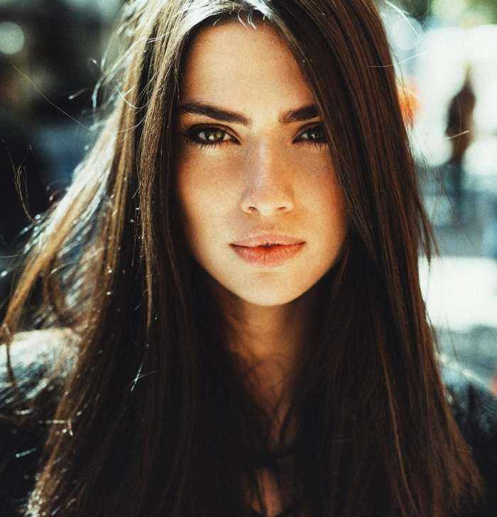 Девушки с естественной красотой на фото