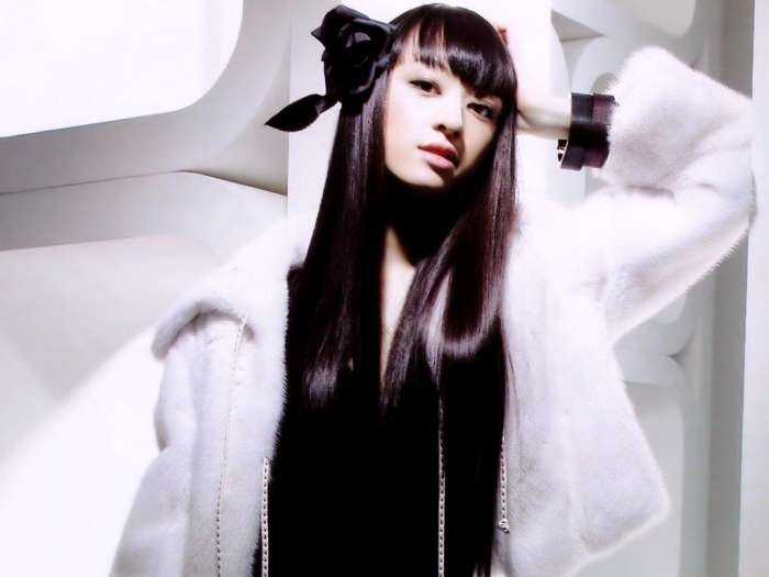 Тиаки Курияма на фото