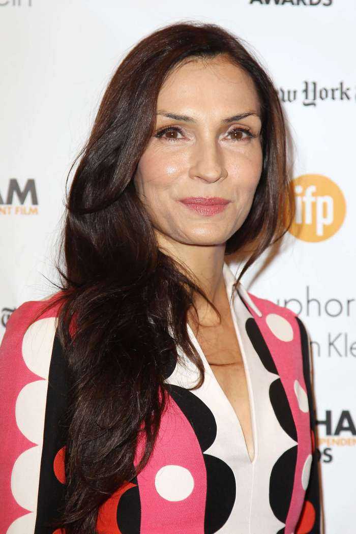 Фамке Янссен на фото