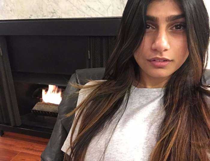 Миа Халифа на фото