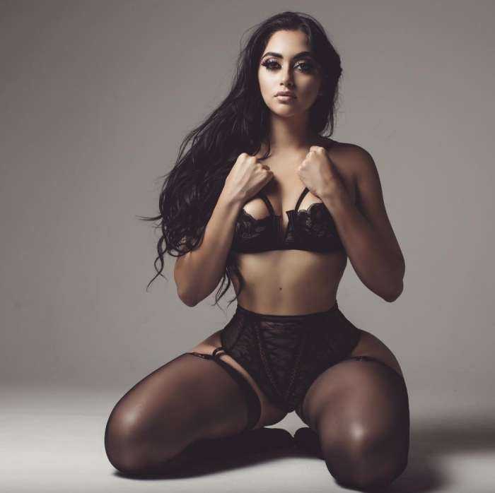 Соблазнительные кривые на фото