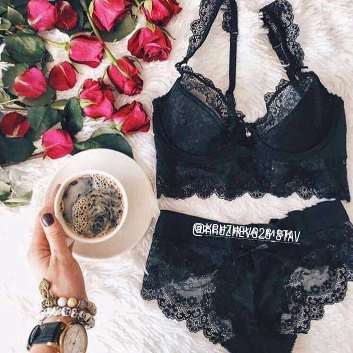 Девушки в кружевном белье на фото