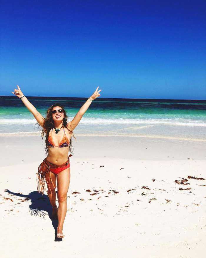 Хейли Лу Ричардсон на фото