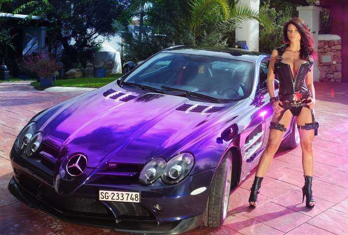 Крутые тачки и девушки на фото