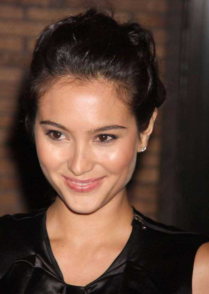 Эмма Хеминг на фото