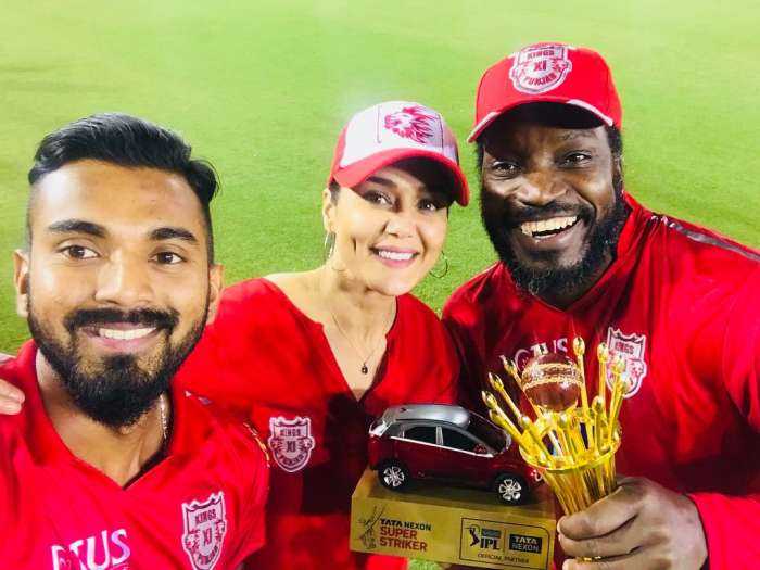 Прити Зинта (фото из Инстаграм)