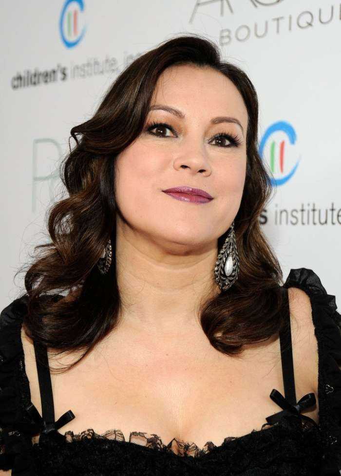 Дженнифер Тилли на фото