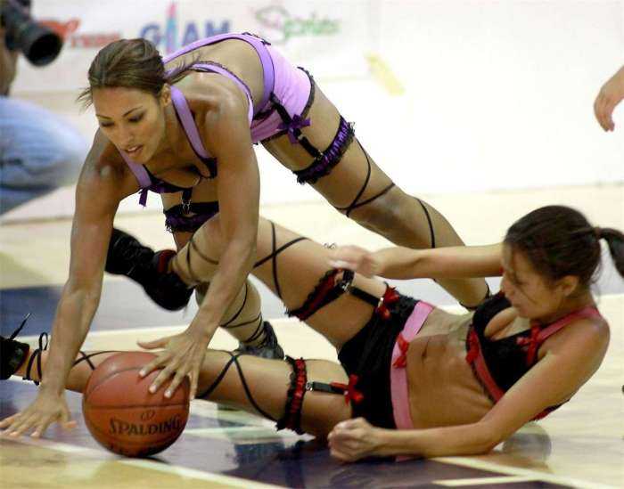 Баскетболистки на фото