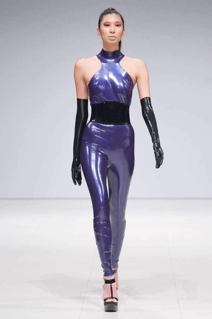 Девушки в латексе на фото