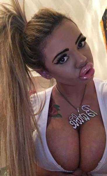 Забавные девушки