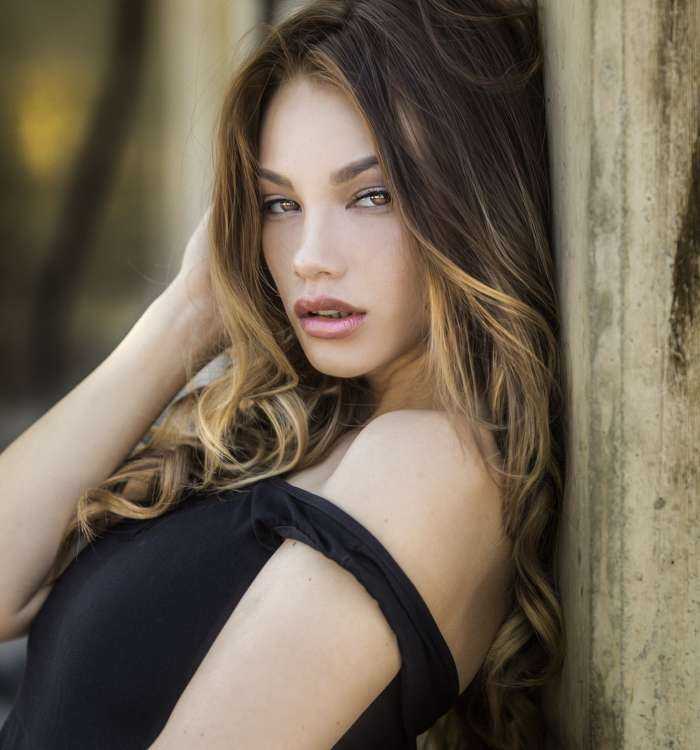 Симпатичные девушки на фото