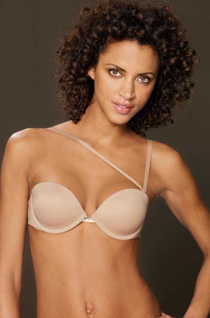 Ноэми Ленуар на фото