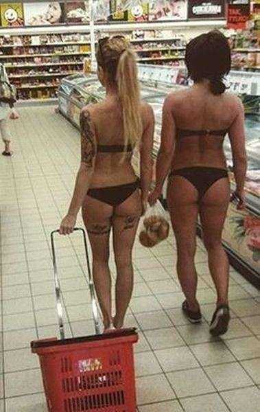 Забавные девушки