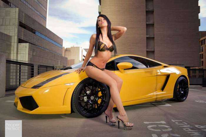 Крутые тачки и девушки на фото