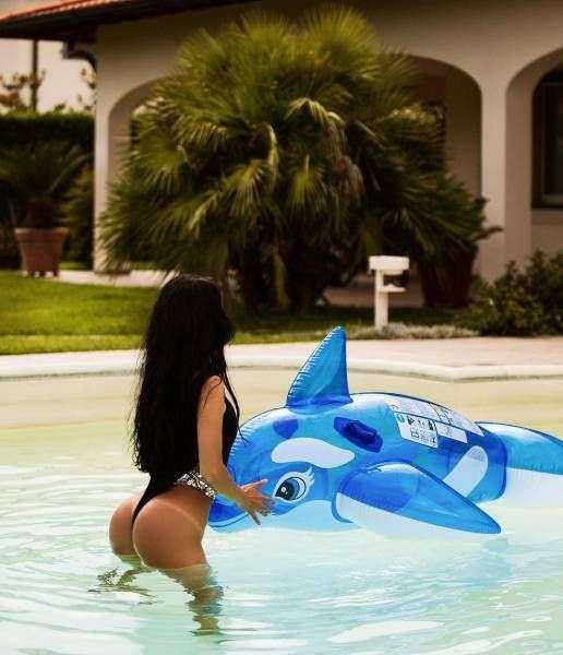 Забавные девушки