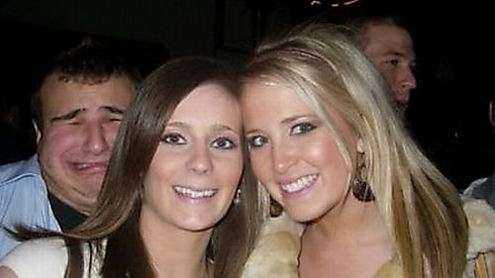 Фотобомбы с девушками