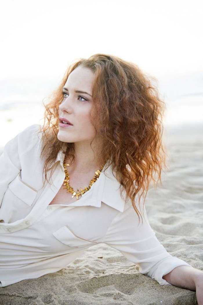 Рэйчел Броснахэн на фото