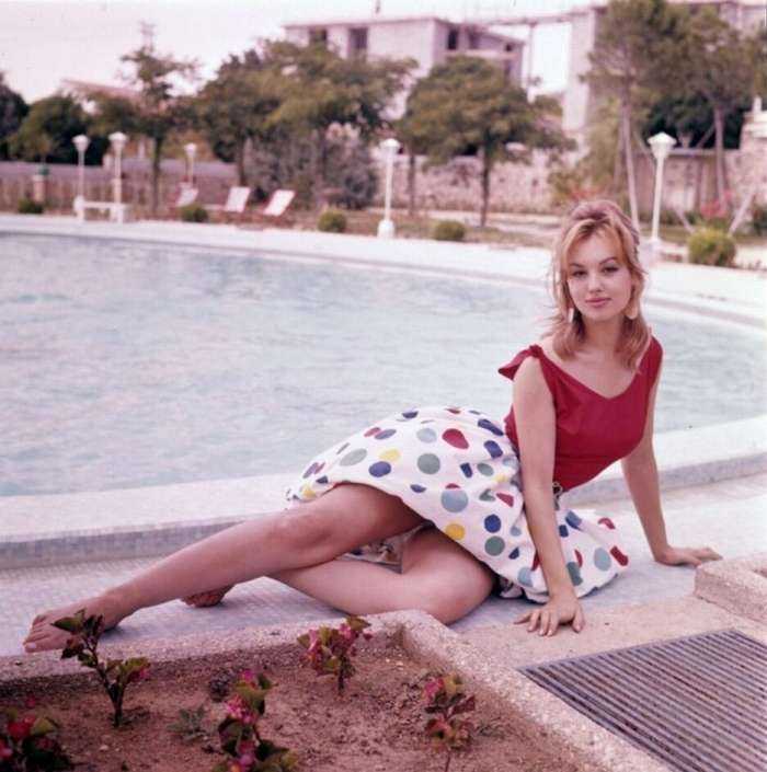 Милен Демонжо на фото