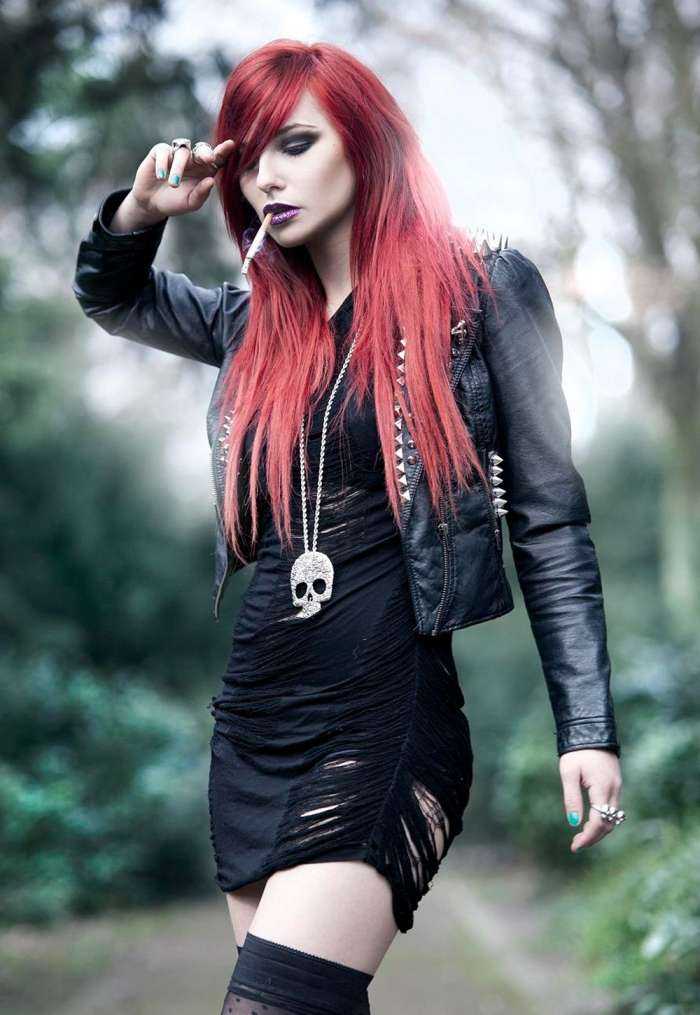 Девушки с цветными волосами на фото