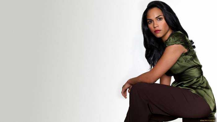 Моника Реймунд на фото