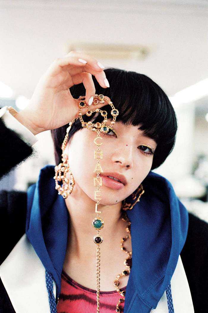 Нана Комацу на фото