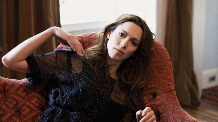 Ребекка Холл на фото