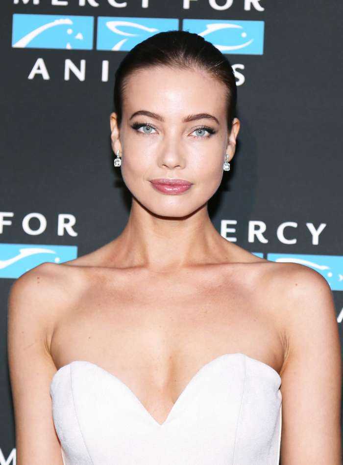 Стефани Корнелиуссен на фото