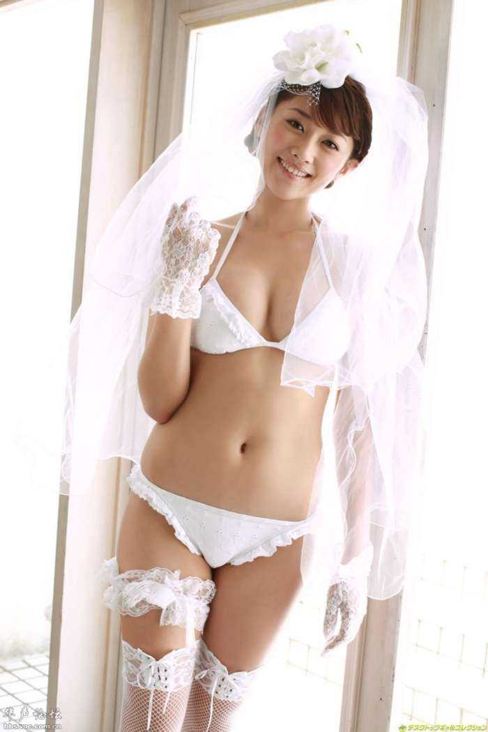 Японки в нижнем белье на фото