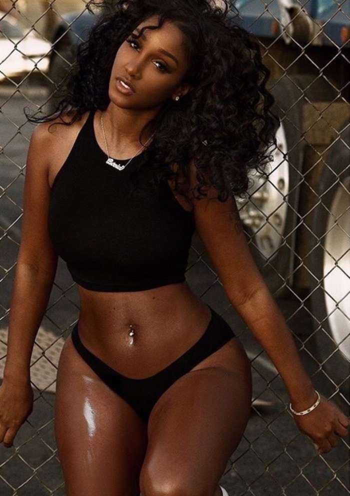 Сексуальные чернокожие девушки на фото