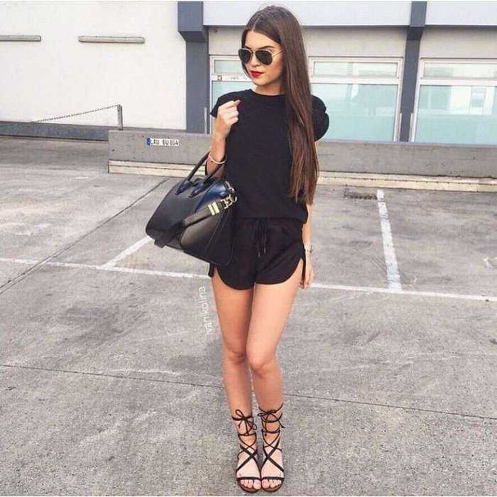 Соблазнительные красотки с Инстаграма на фото