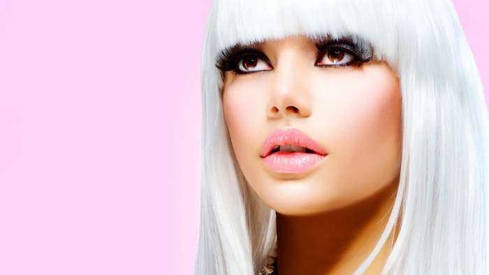 Блондинки с челкой на фото