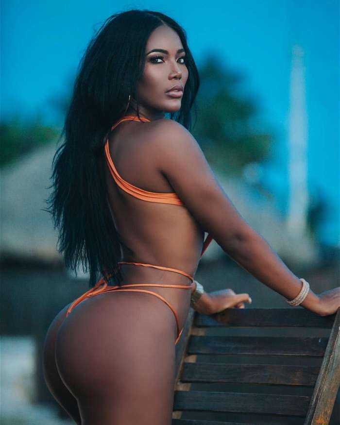 Сексуальные чернокожие девушки на фото