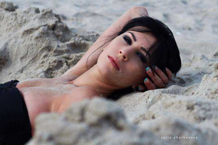 Красивые брюнетки на фото