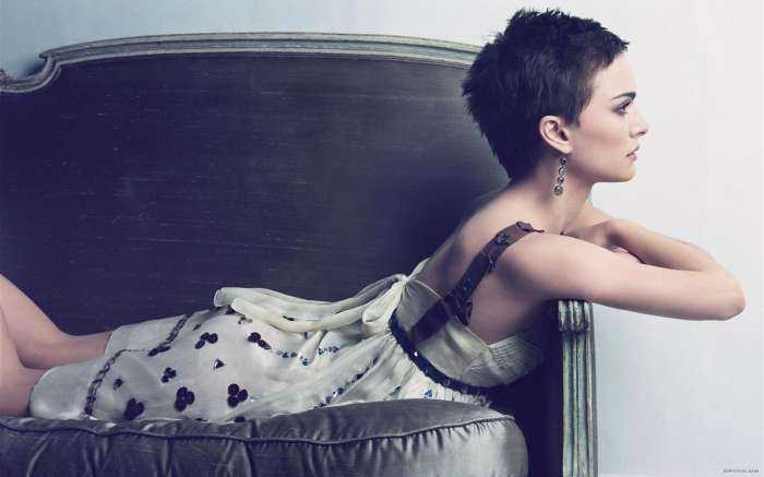 Девушки с короткими волосами на фото