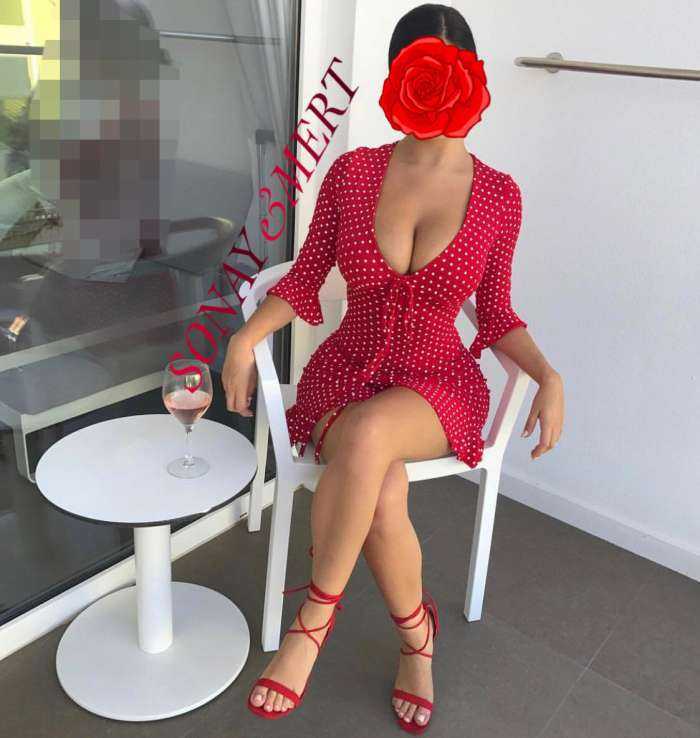 Зрелая красивая грудь на фото