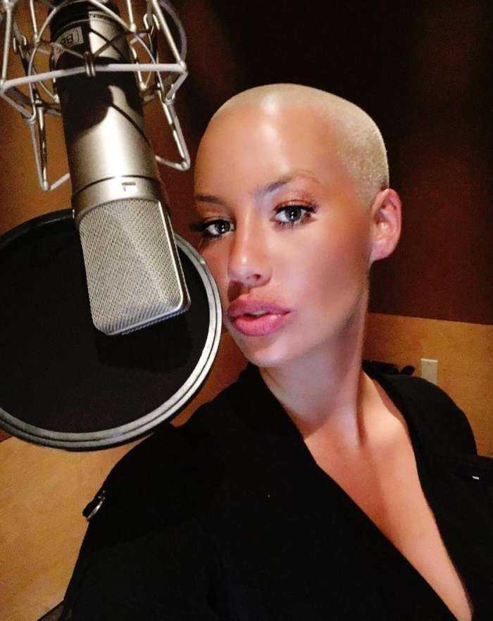 Эмбер Роуз Рева на фото