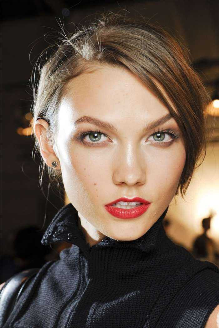 Карли Клосс на фото