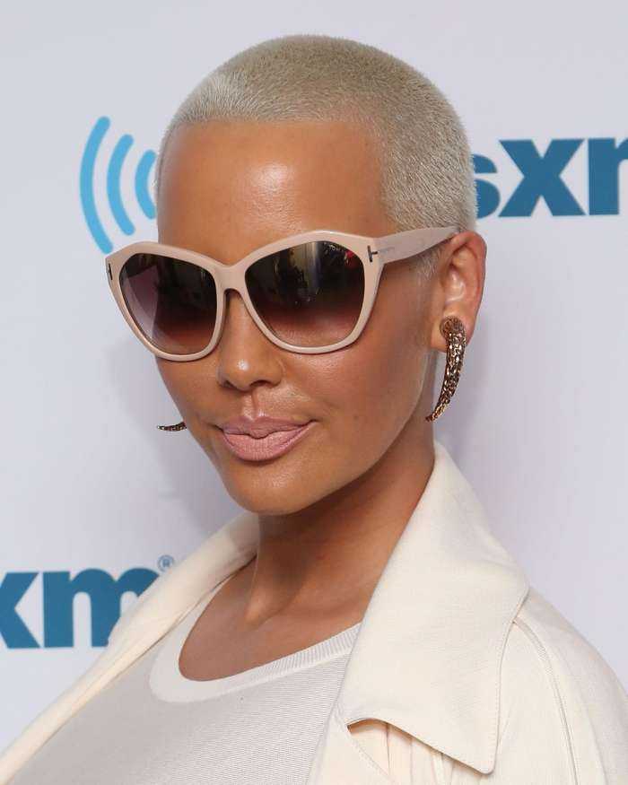 Эмбер Роуз Рева на фото