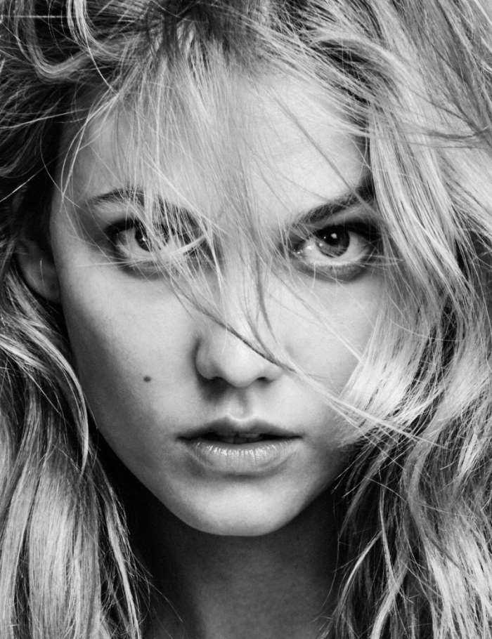 Карли Клосс на фото