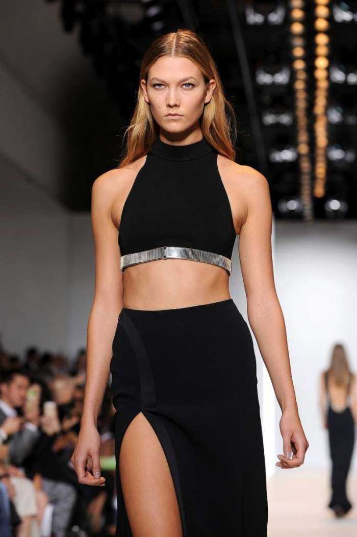 Карли Клосс на фото