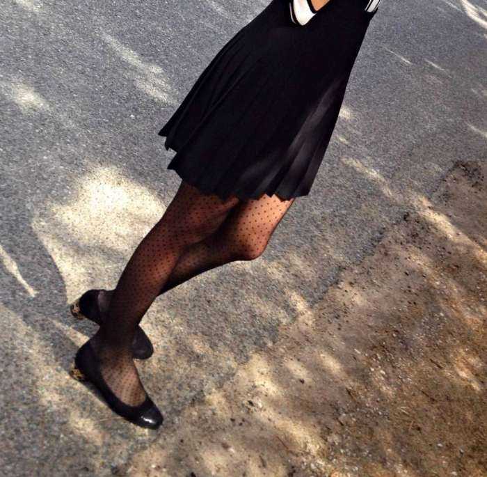 Девушки в балетках на фото