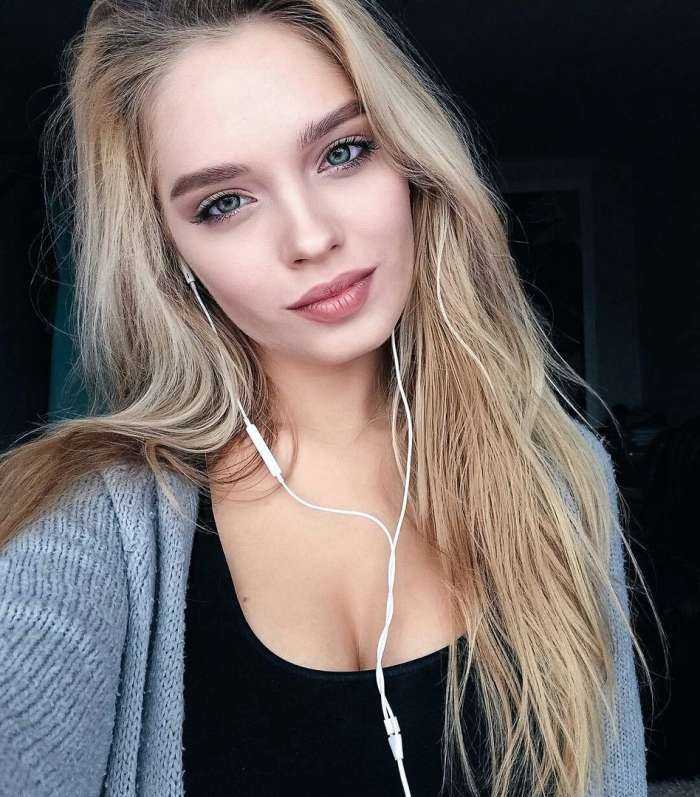 Симпатичные девушки на фото