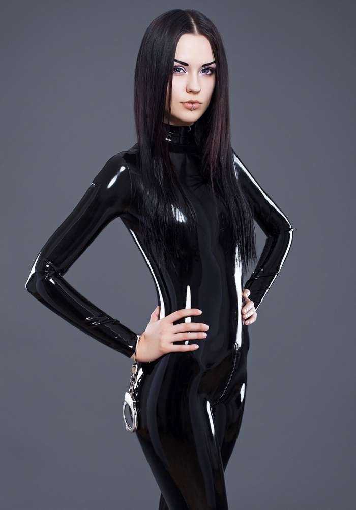 Девушки в латексе на фото